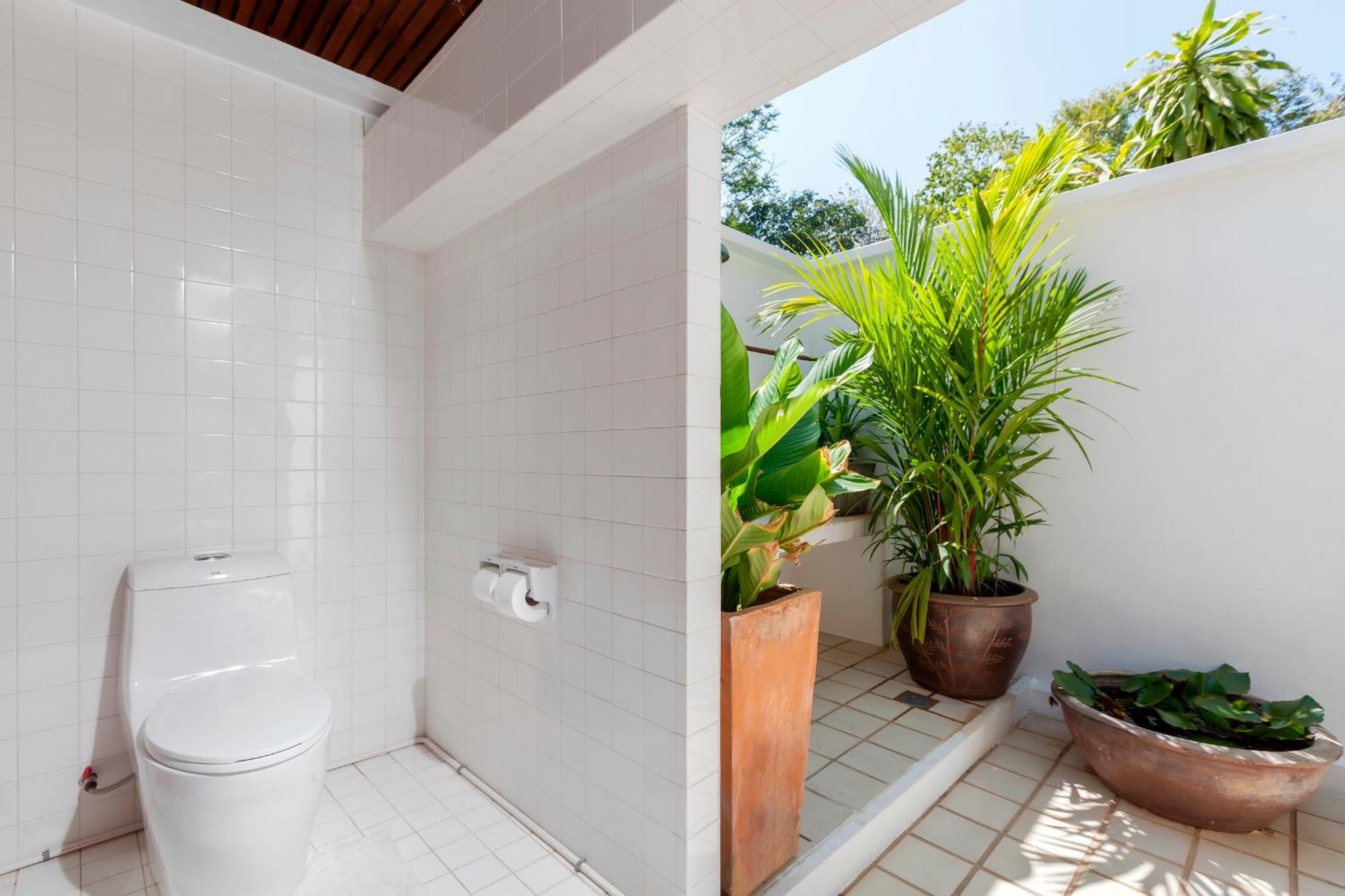 Baan Khunying - Secluded Phuket Beachfront Villa Rawai Dış mekan fotoğraf