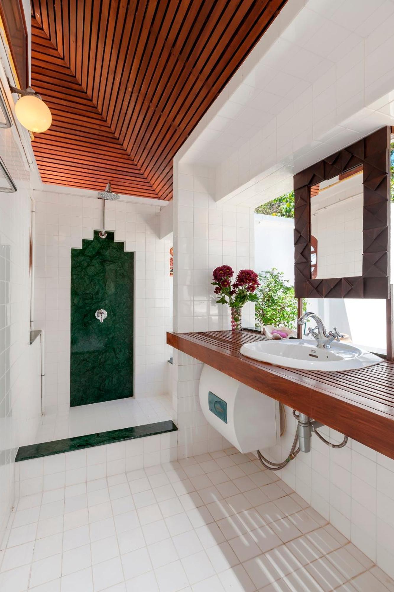 Baan Khunying - Secluded Phuket Beachfront Villa Rawai Dış mekan fotoğraf