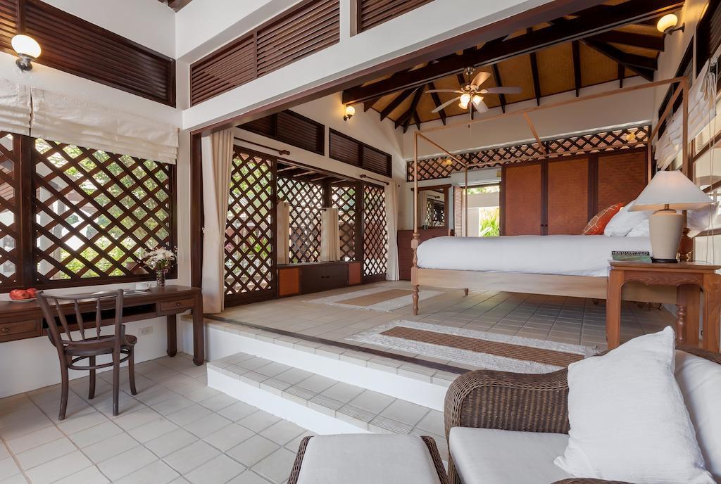 Baan Khunying - Secluded Phuket Beachfront Villa Rawai Oda fotoğraf