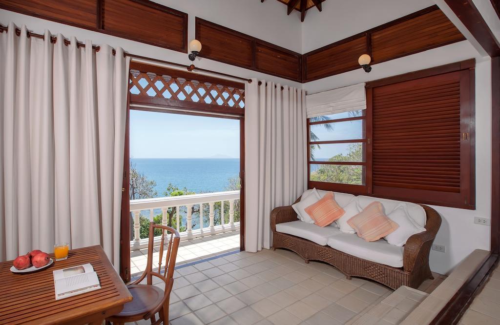 Baan Khunying - Secluded Phuket Beachfront Villa Rawai Oda fotoğraf