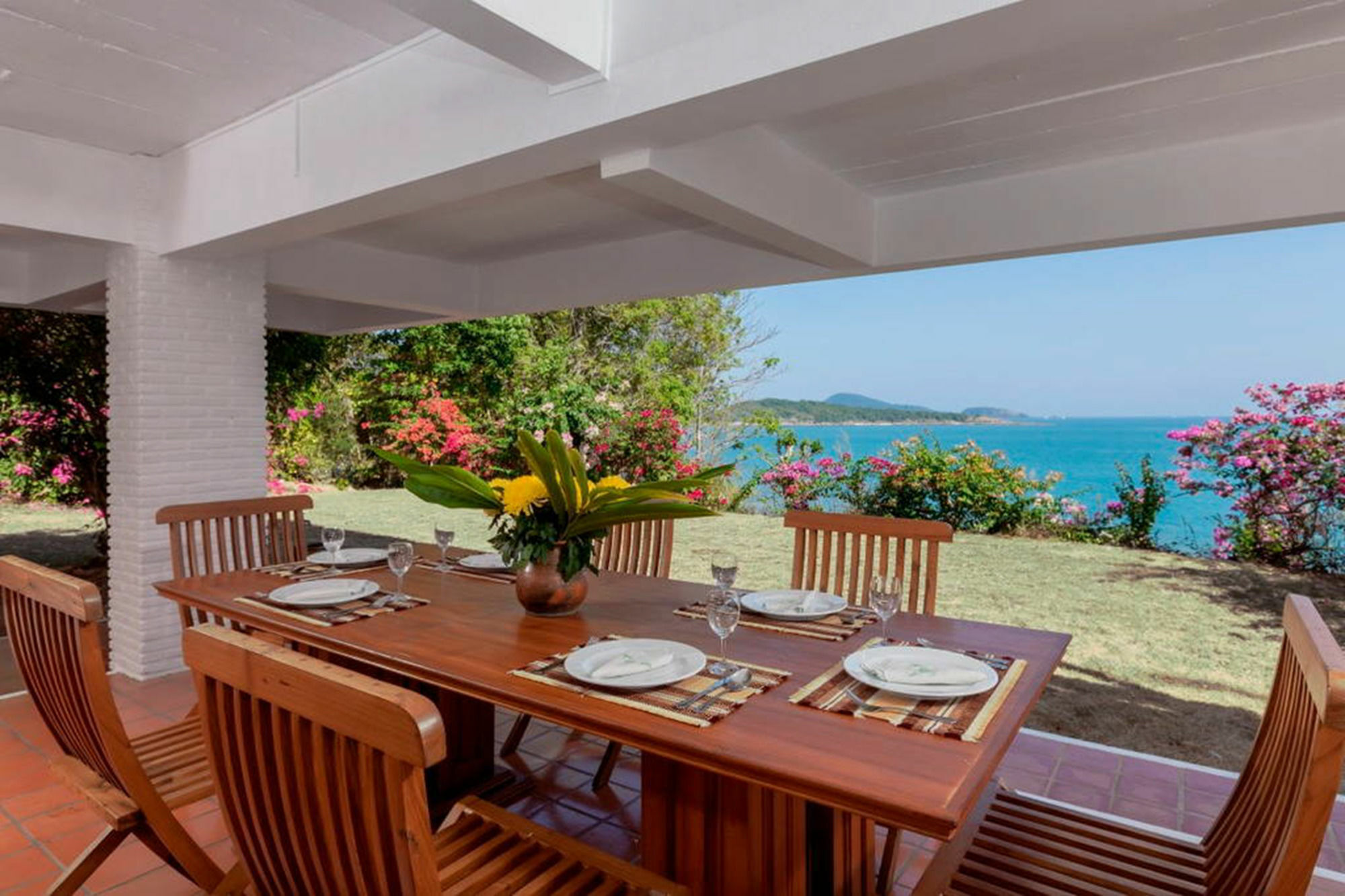 Baan Khunying - Secluded Phuket Beachfront Villa Rawai Dış mekan fotoğraf