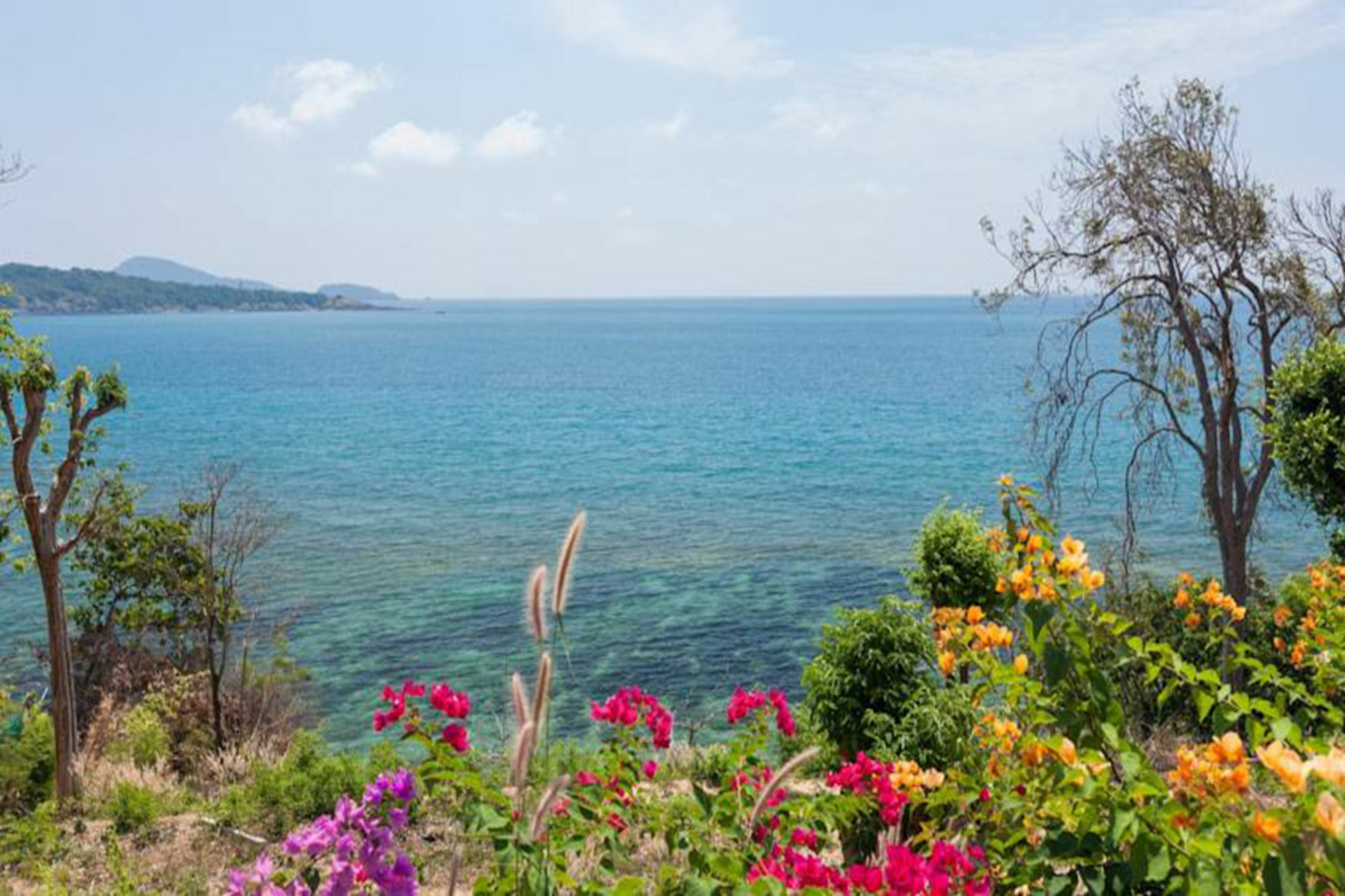 Baan Khunying - Secluded Phuket Beachfront Villa Rawai Dış mekan fotoğraf