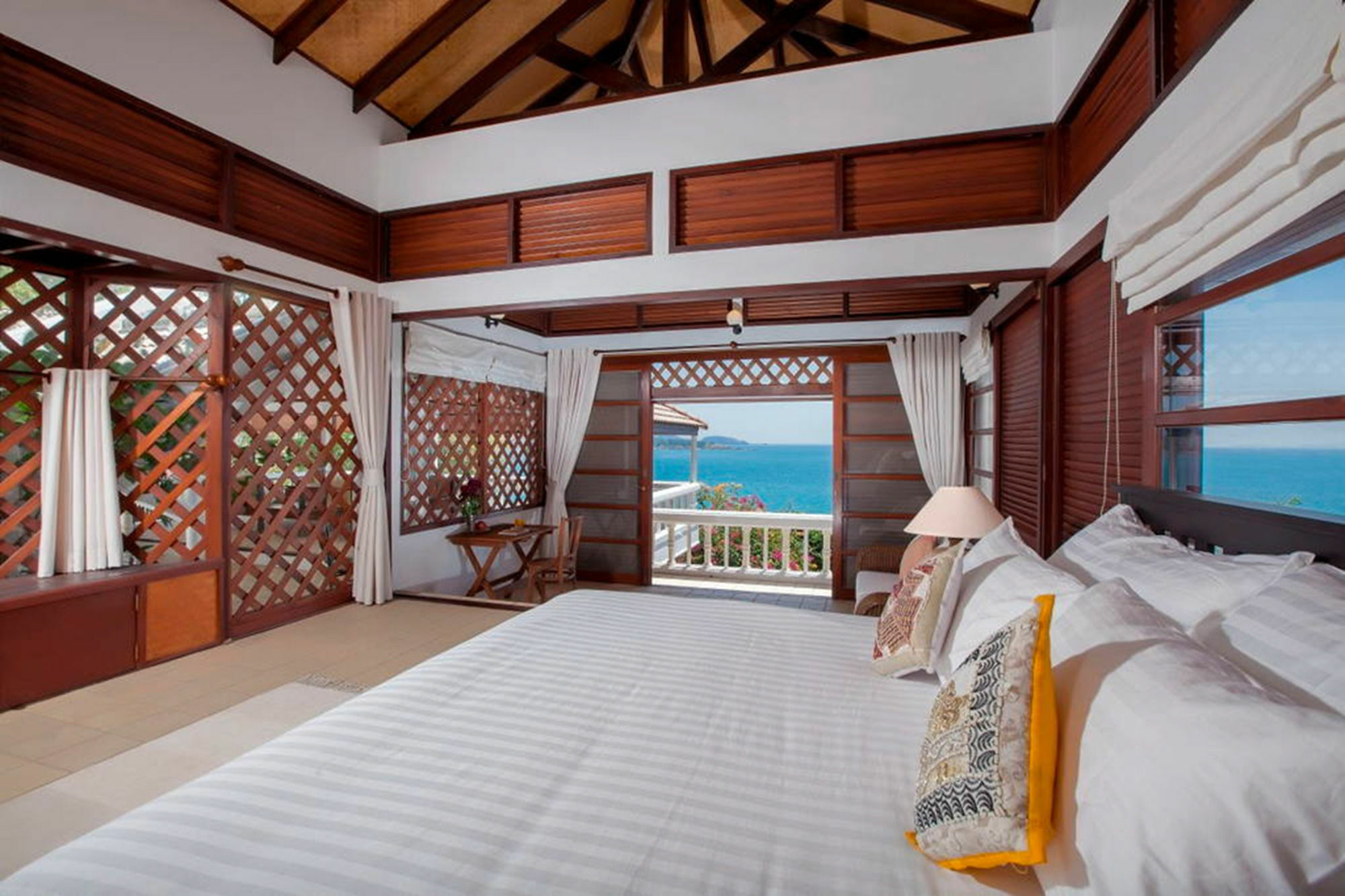 Baan Khunying - Secluded Phuket Beachfront Villa Rawai Dış mekan fotoğraf